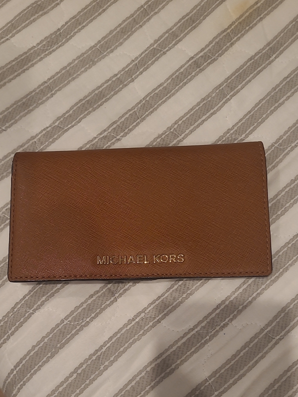 Michael Kors - Picture 2 of 2
